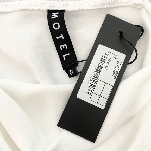 NWT MOTEL PALILA IVORY WHITE SATIN CINCHED MINI DRESS - XS - Picture 7 of 10